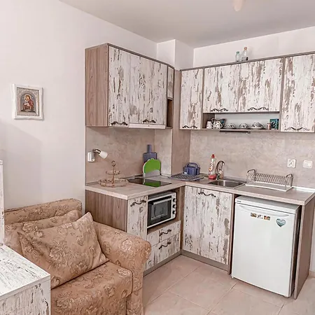 Apartment Paradise - Please Yourself With Solmar Apartmets *