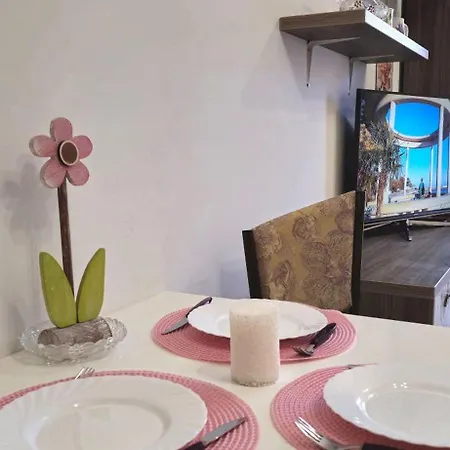 Apartment Paradise - Please Yourself With Solmar Apartmets *